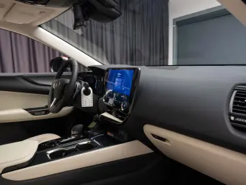 Lexus Seria NX 450h  E-FOUR Luxury - 2026 - Auto NOU