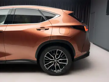 Lexus Seria NX 450h  E-FOUR Luxury - 2026 - Auto NOU