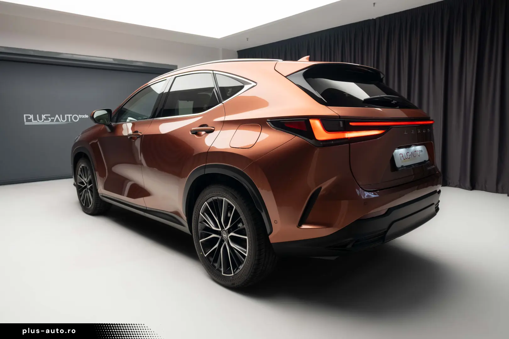 Lexus Seria NX 450h  E-FOUR Luxury - 2026 - Auto NOU