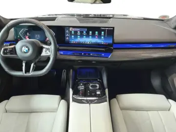 BMW 5 Series 520 d M Sport Carbon