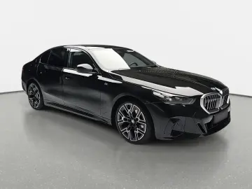 BMW 520 D XDRIVE AUTO. M-SPORT NAVI LED ACC INNO