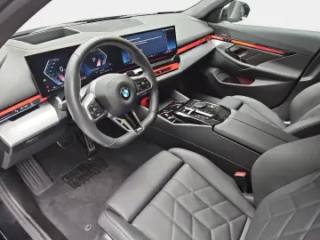 BMW 520 D XDRIVE AUTO. M-SPORT NAVI LED ACC INNO