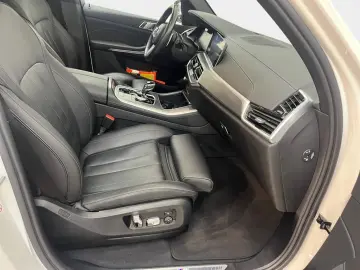 BMW X5 xDrive30d M Sport AHK Pano Laser ACC Inno