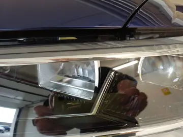 AUDI Q3 HYBRID  AHK NAVI LED PDC KESSY SHZ  AHK LED