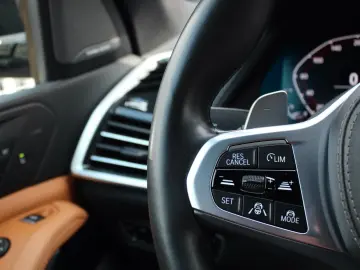BMW X5 M-SPORT INDIVIDUAL 360  DA-PRO SITZKLIMA PANO