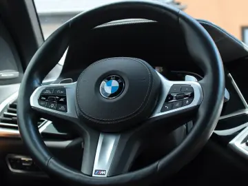 BMW X5 M-SPORT INDIVIDUAL 360  DA-PRO SITZKLIMA PANO
