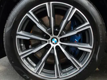 BMW X5 M-SPORT INDIVIDUAL 360  DA-PRO SITZKLIMA PANO