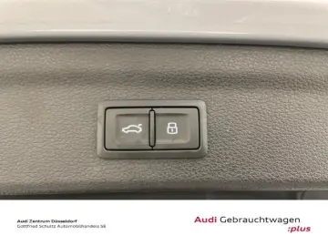 AUDI Q3 35 TFSI advanced AHK CARPLAY LED PDC MMI