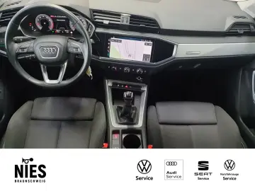 AUDI Q3 35 TFSI RearView SHZ PDC