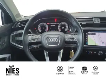 AUDI Q3 35 TFSI RearView SHZ PDC