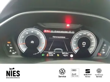 AUDI Q3 35 TFSI RearView SHZ PDC