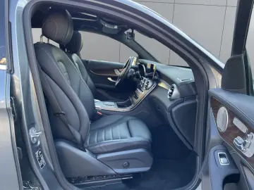 MERCEDES-BENZ GLC 300 e 4M Coupe Exclusive Leder MultiBeam