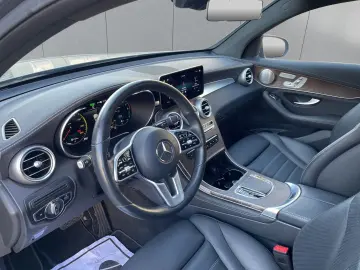 MERCEDES-BENZ GLC 300 e 4M Coupe Exclusive Leder MultiBeam