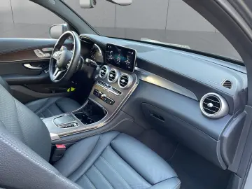 MERCEDES-BENZ GLC 300 e 4M Coupe Exclusive Leder MultiBeam