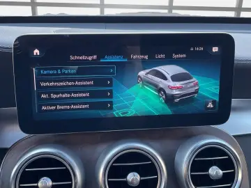 MERCEDES-BENZ GLC 300 e 4M Coupe Exclusive Leder MultiBeam