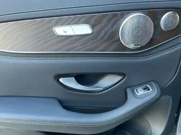 MERCEDES-BENZ GLC 300 e 4M Coupe Exclusive Leder MultiBeam