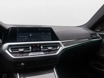 BMW M4 Competition xD Kamera Laser HUD DAB H K Komfo