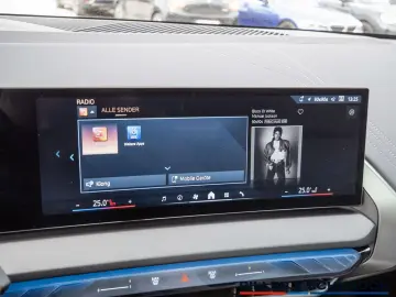 BMW X3 20 xDrive M-Sport NAVI AHK ACC LED PANO 360