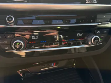 BMW X4 M Competition HUD HARMAN-KARDON S-DACH AMBIEN