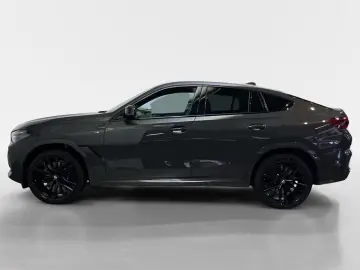 BMW X6 M50i AHK Laser ACC Individual Innovation 360