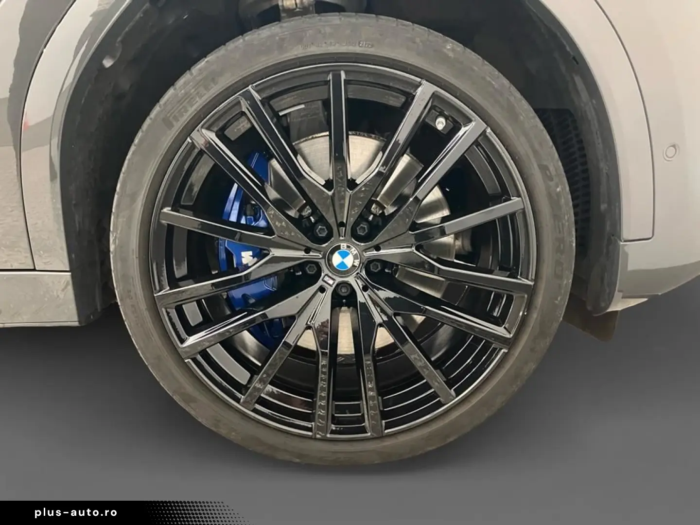 BMW X6 M50i AHK Laser ACC Individual Innovation 360