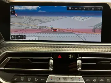 BMW X6 M50i AHK Laser ACC Individual Innovation 360