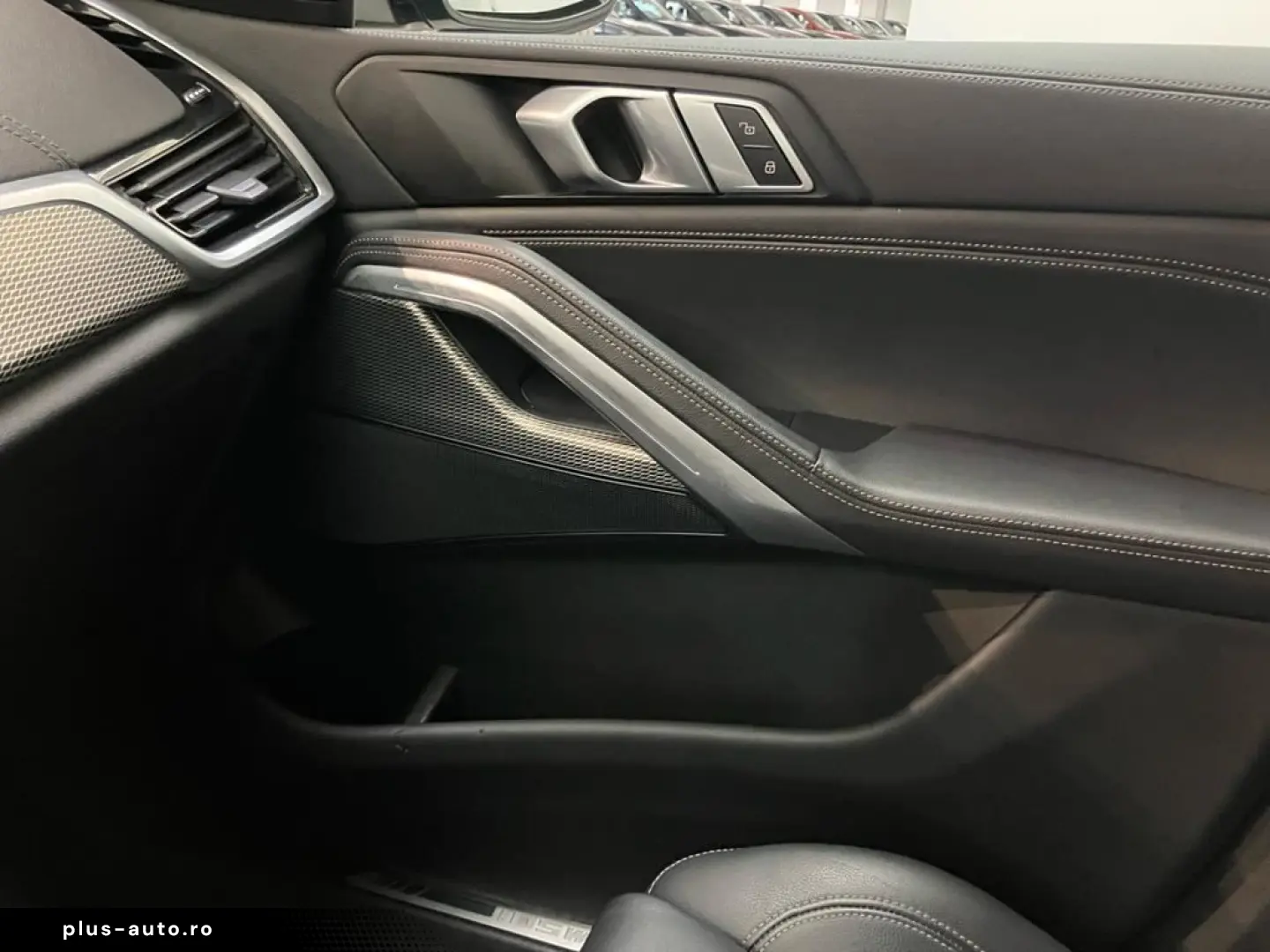 BMW X6 M50i AHK Laser ACC Individual Innovation 360