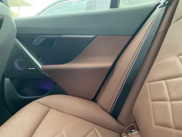 BMW i5 M60 xDrive