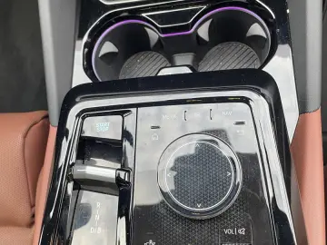 BMW i5 M60 xDrive