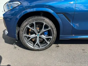 BMW X6 M50 i PANO SKY HUD MASSAGE H&K LASER