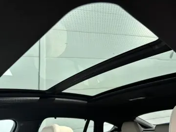 BMW X6 M50 i PANO SKY HUD MASSAGE H&K LASER