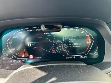 BMW X6 M50 i PANO SKY HUD MASSAGE H&K LASER