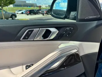 BMW X6 M50 i PANO SKY HUD MASSAGE H&K LASER