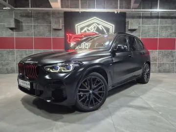 BMW X5 Black Vermilion   SWAROVSKI  LASER HUD H&K