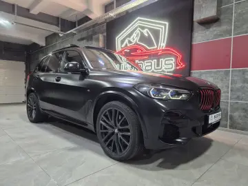 BMW X5 Black Vermilion   SWAROVSKI  LASER HUD H&K