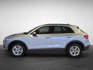 AUDI Q3 45 TFSI e S tronic LED Navi SONOS Kamera Alu
