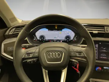 AUDI Q3 45 TFSI e KLIMA NAVI ALU