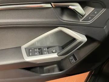 AUDI Q3 45 TFSI e KLIMA NAVI ALU
