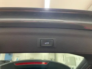 AUDI Q3 45 TFSI e KLIMA NAVI ALU