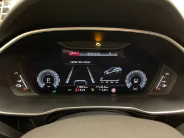 AUDI Q3 45 TFSI e KLIMA NAVI ALU