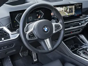 BMW X6 xDrive40d M-Sport Pro  ALL BLACK  22Z LUFTFED