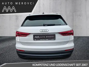 AUDI Q3 45 TFSIe S-tronic MatrixLED Tot-Lane Navi AHK