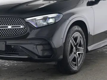 MERCEDES-BENZ GLC 220 d 4M COUPE AMG Pano Digilight Mem Bur