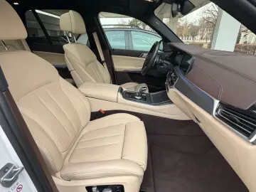BMW X5 30D M Sport H K LüftFed Massage Integral Pano