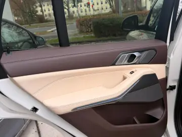 BMW X5 30D M Sport H K LüftFed Massage Integral Pano