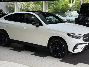 MERCEDES-BENZ GLC 220 d 4M Coupe AMG Pano 360 Burm Distr