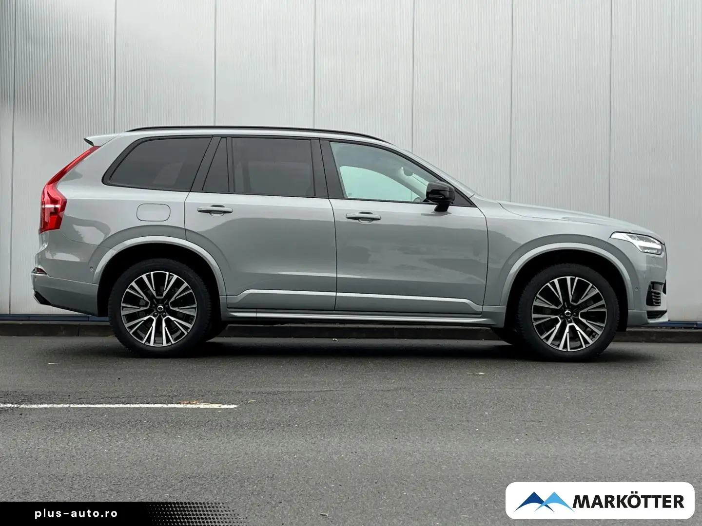 VOLVO XC90 T8 AWD Plus Dark ACC H&K 360  7-Sitze