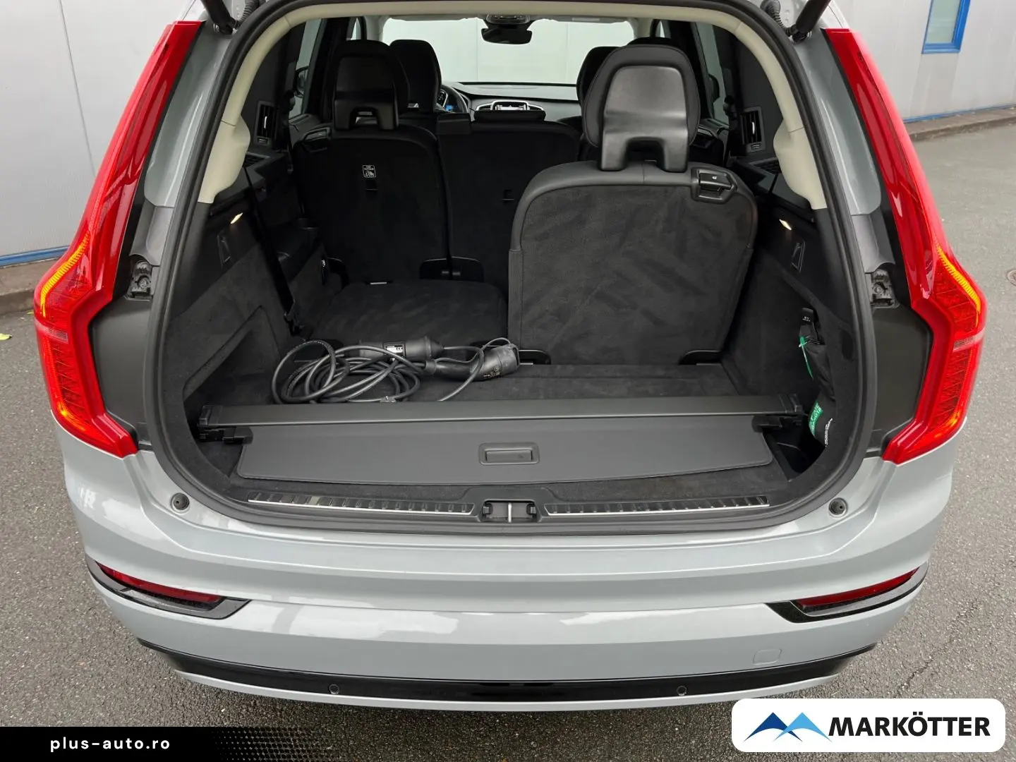 VOLVO XC90 T8 AWD Plus Dark ACC H&K 360  7-Sitze