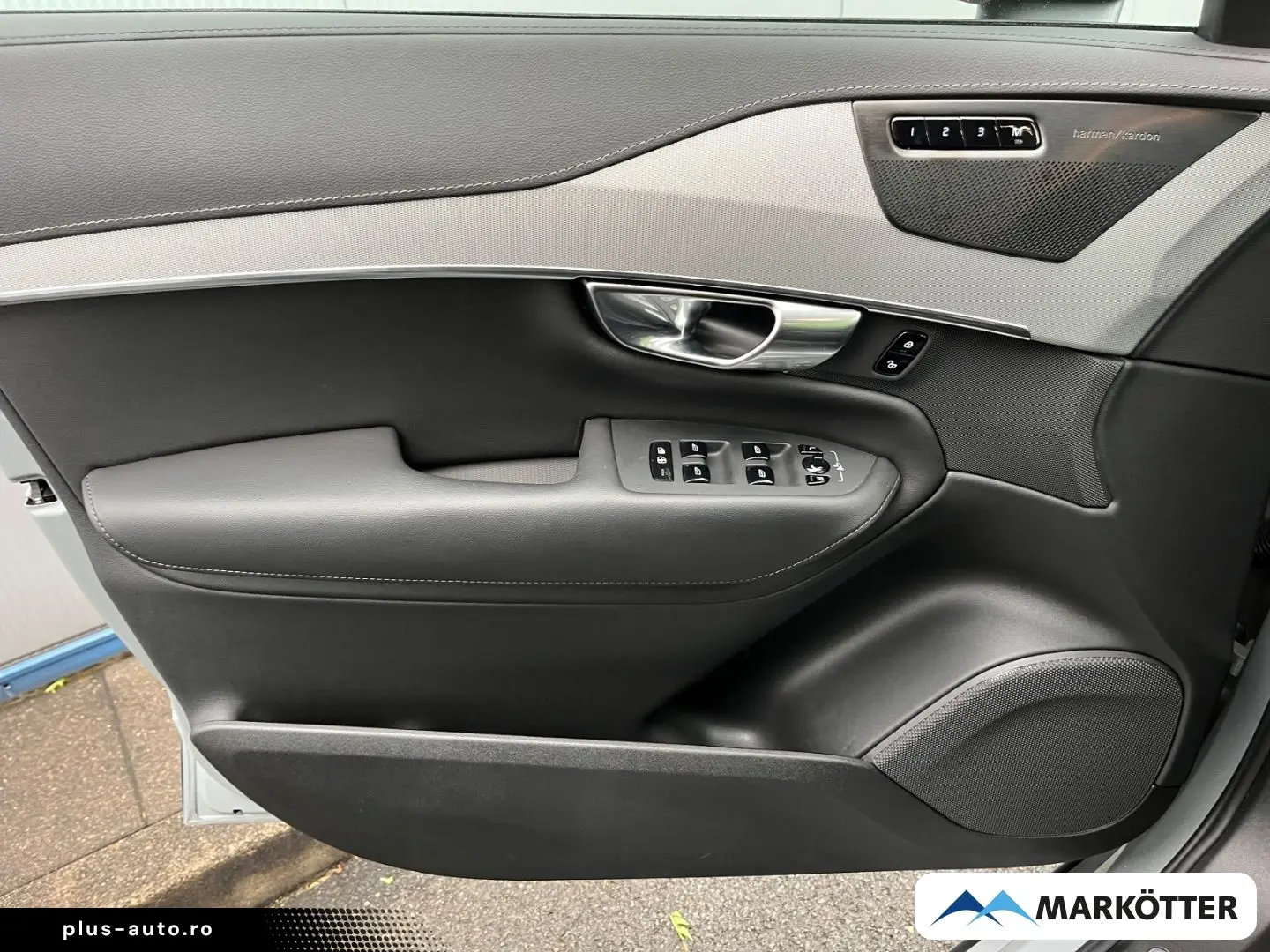 VOLVO XC90 T8 AWD Plus Dark ACC H&K 360  7-Sitze