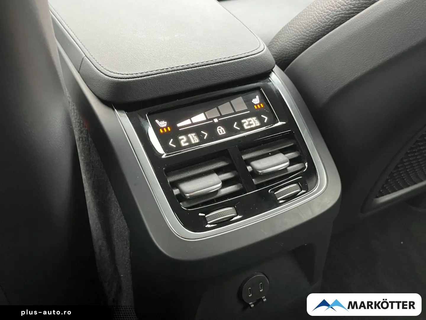 VOLVO XC90 T8 AWD Plus Dark ACC H&K 360  7-Sitze